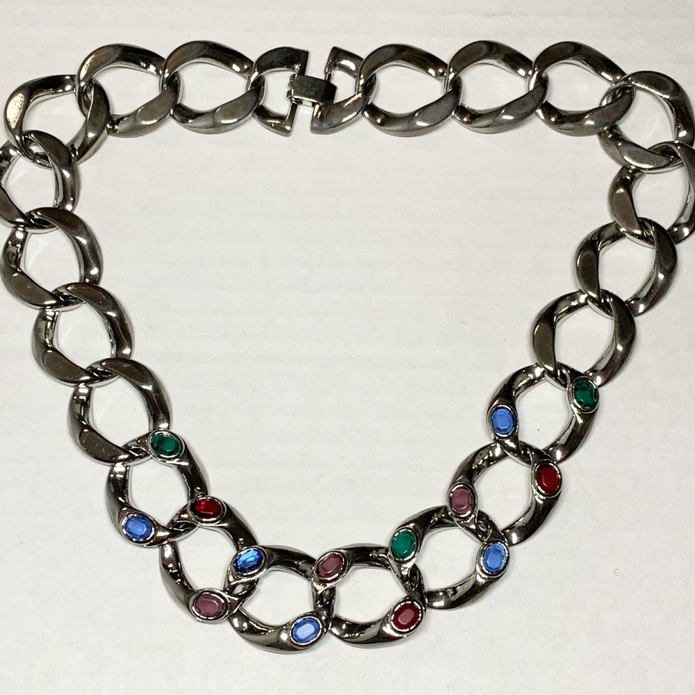 Vintage silver-toned 18” necklace
